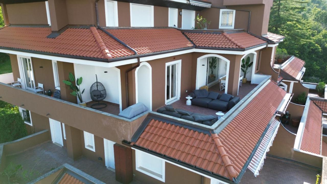 270 Apartment *